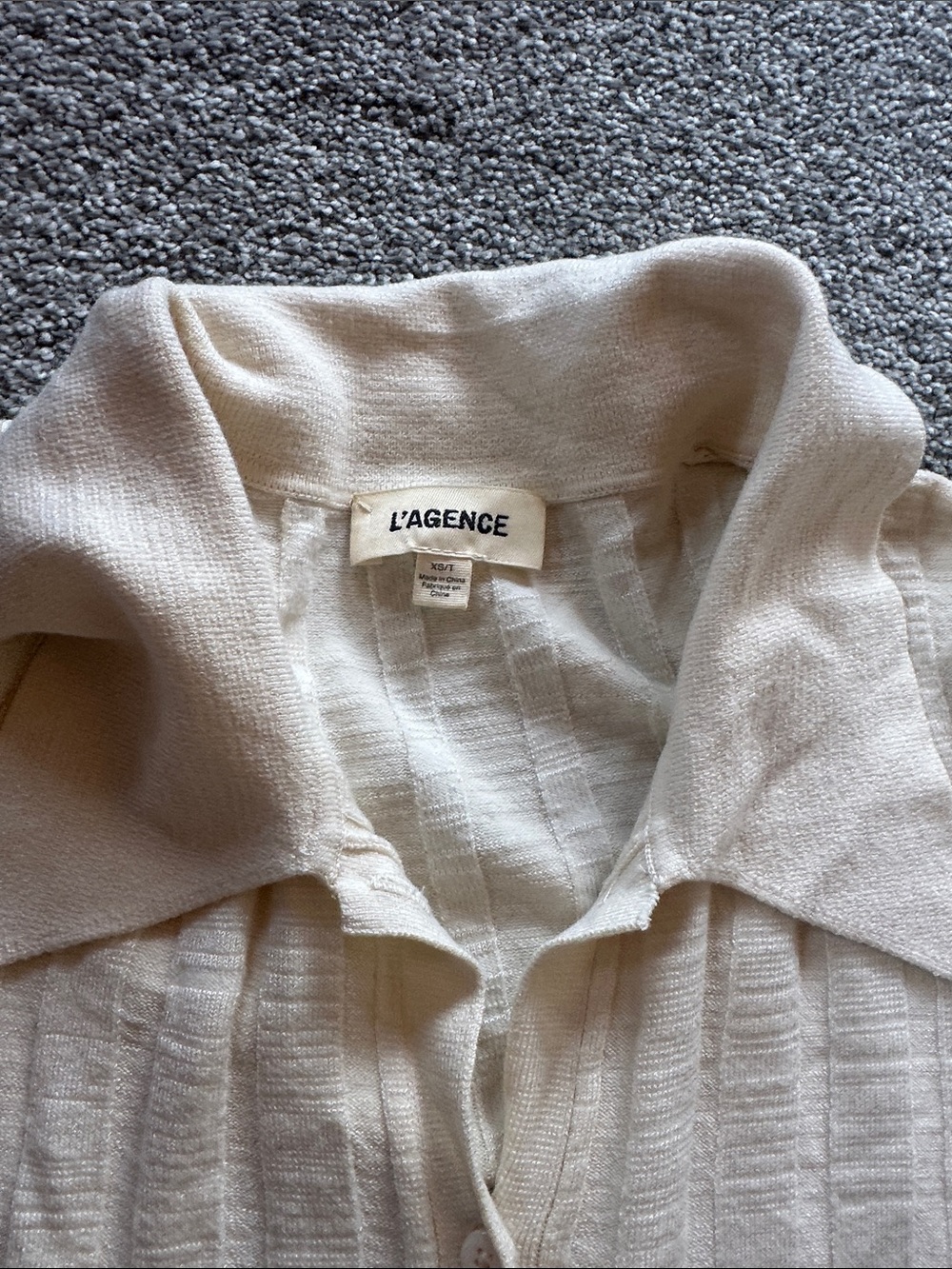 L'AGENCE Cream Ribbed Button-Down Collared Top XS - Picture 2 of 3
